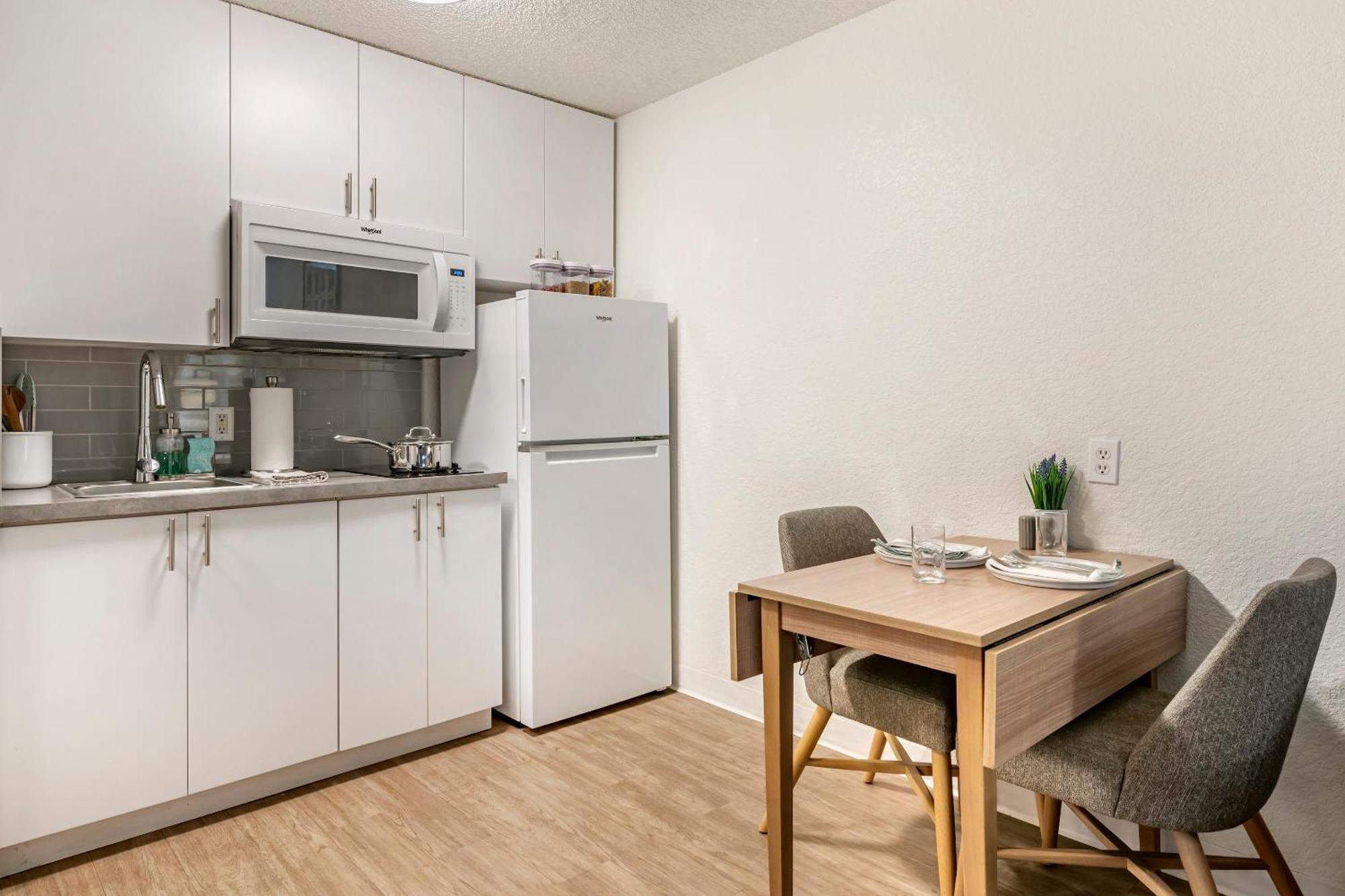 Intown Suites Extended Stay Marietta Ga - Town Center Kennesaw Bagian luar foto