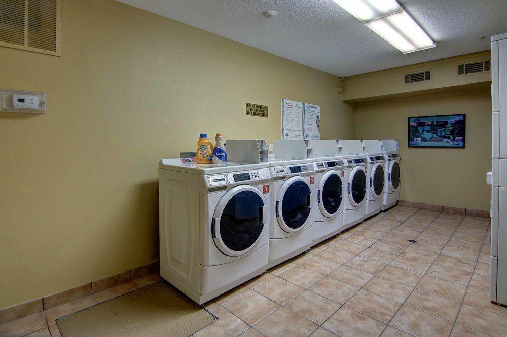 Intown Suites Extended Stay Marietta Ga - Town Center Kennesaw Bagian luar foto