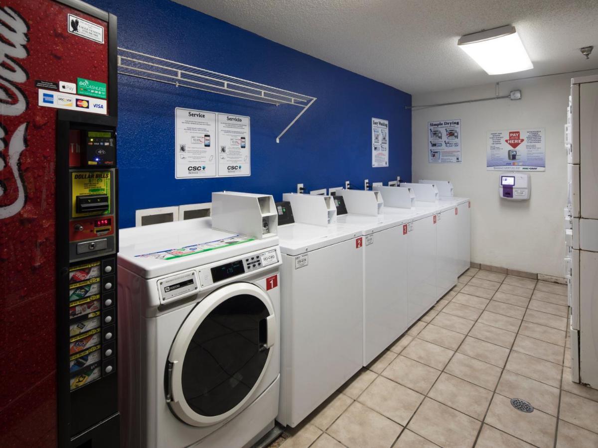 Intown Suites Extended Stay Marietta Ga - Town Center Kennesaw Bagian luar foto